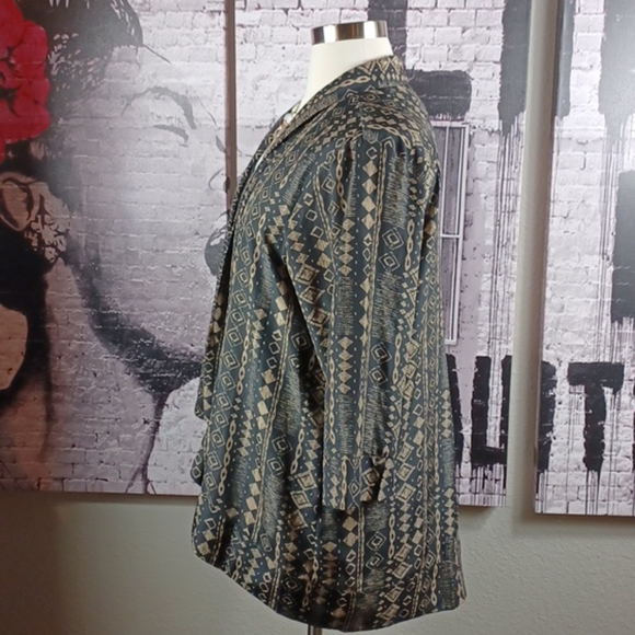 🎉 HOST PICK Bobeau Open Front Abstract Print Light Blazer - Picture 3 of 6